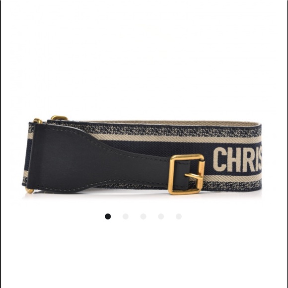 CHRISTIAN DIOR
Canvas Embroidered Book Belt - Picture 2 of 7